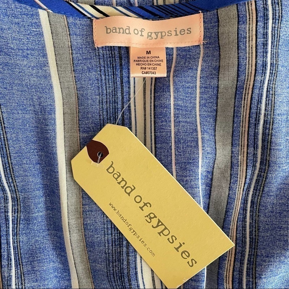 Band of Gypsies Blue Striped Ruffle Wrap Dress Size Medium - Picture 8 of 13